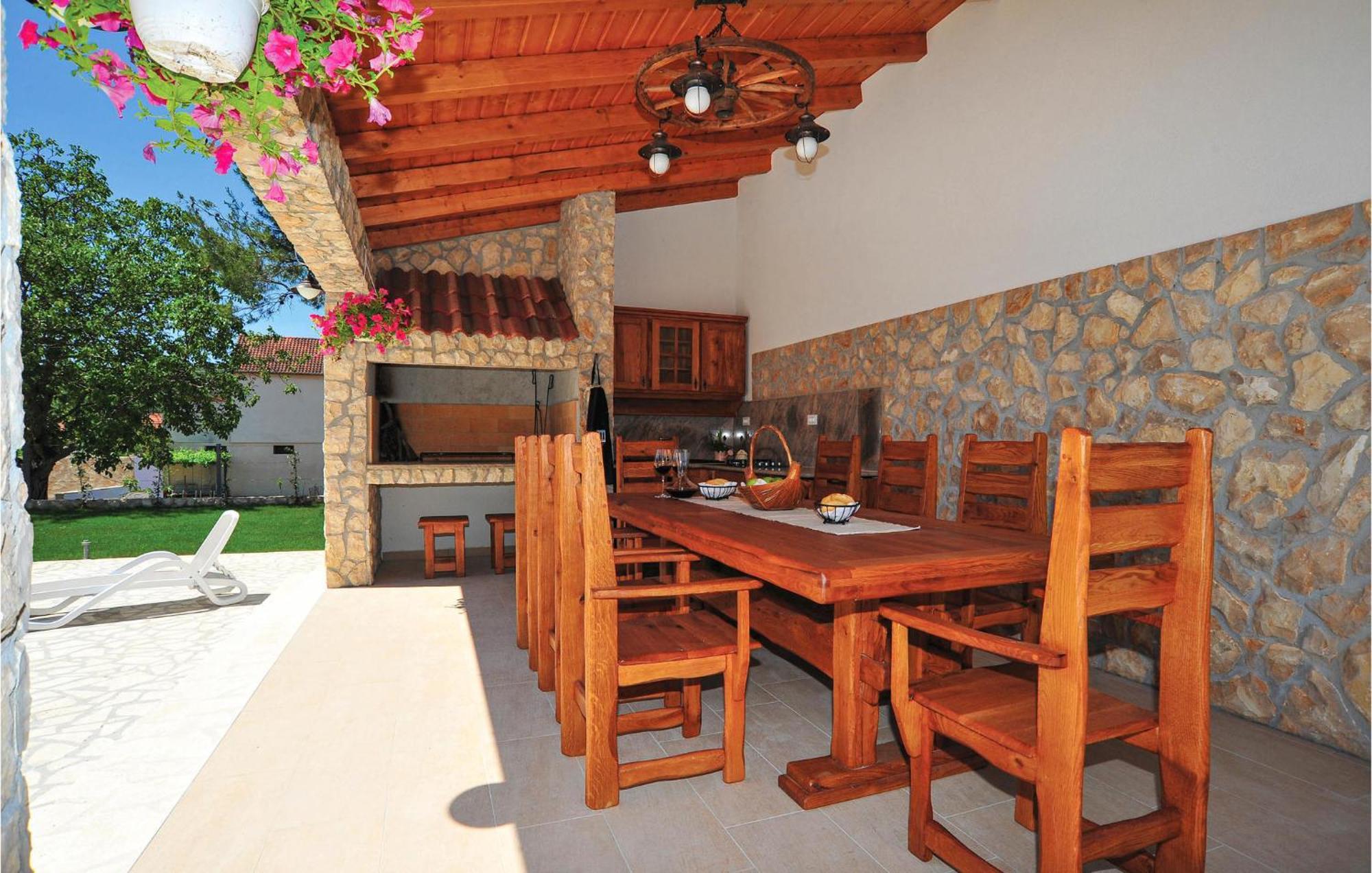 Lovely Home In Sibenik With Wifi Exteriör bild